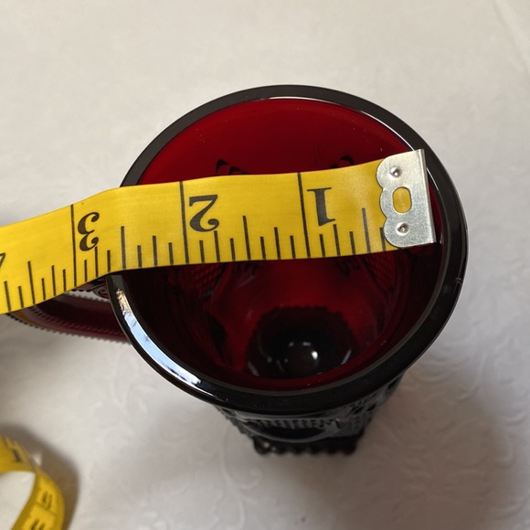 Avon Vintage Cape Cod coffee mugs. Set of 2. Ruby red. Beautiful detail. - Picture 4 of 9